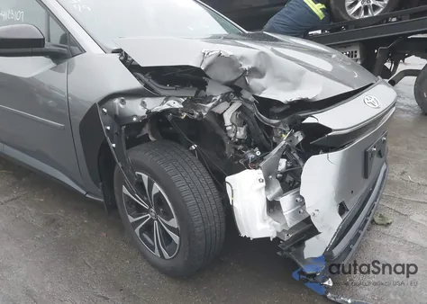 2024 Toyota Bz4X Xle из США, поврежденный, VIN JTMABACA1RA060949